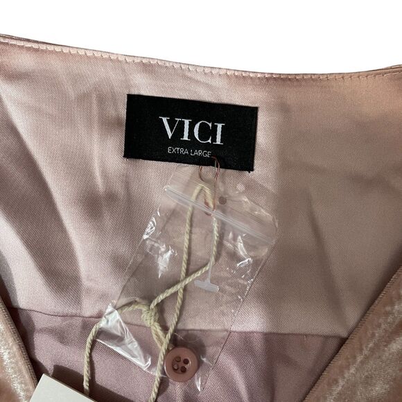 VICI XL Fate New w/ Tags Dusty Rose Velour Ladies Top Polyester Blend - Picture 3 of 5